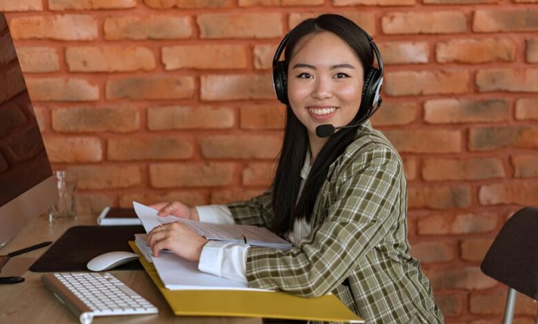 contact service desk phone