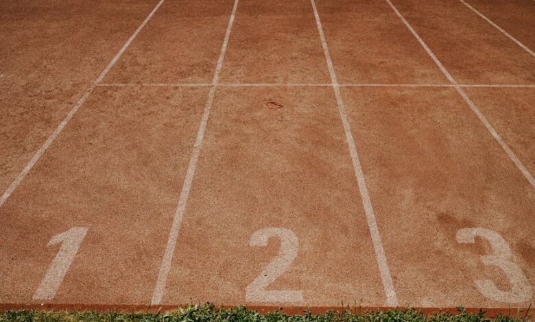 track numbers linked to registry ids